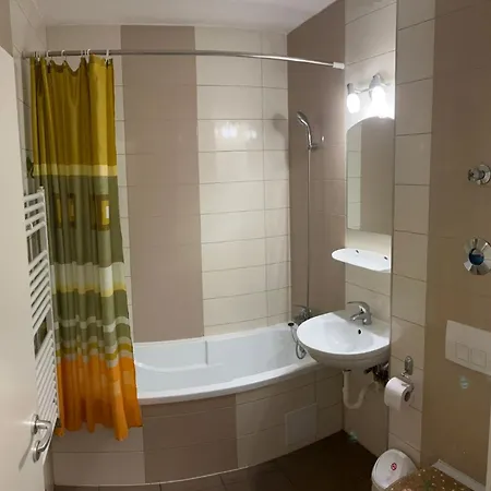 Avantgarden 3 By Buysellrent Aparthotel 3*